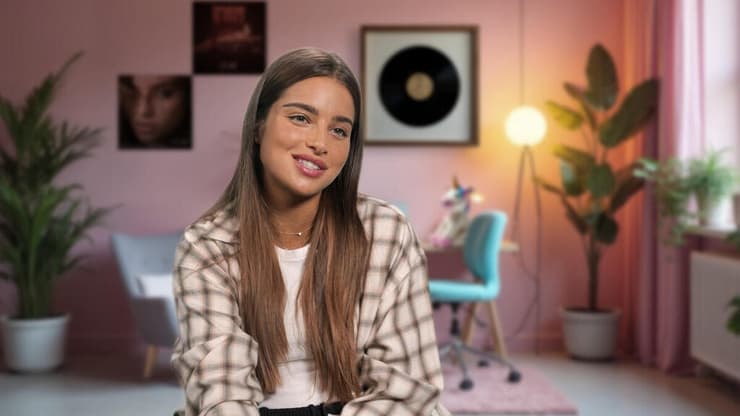 מתוך "אני נועה קירל" (צילום: באדיבות yes) מתוך "אני נועה קירל"