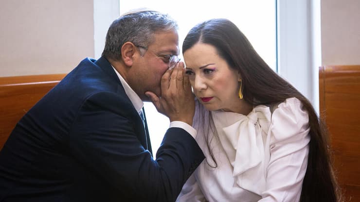 לא משתכנעת. גוטליב ובן גביר (צילום: אלכס קולומויסקי) עתירה בנוגע לבקשות לביקור אסירים ביטחוניים