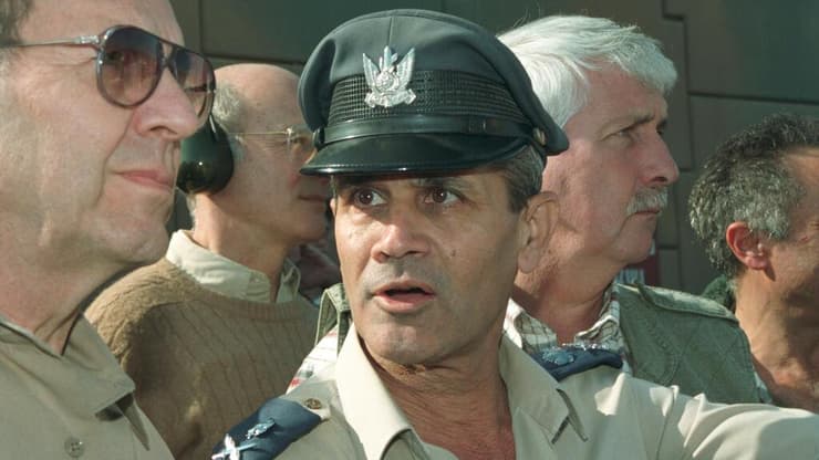 הרצל בודינגר אלוף במילואים לשעבר מפקד חיל האוויר