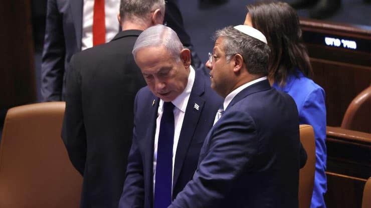 נתניהו ובן גביר בכנסת (צילום: אלכס קולומויסקי) דיון 40 חתימות במליאת הכנסת