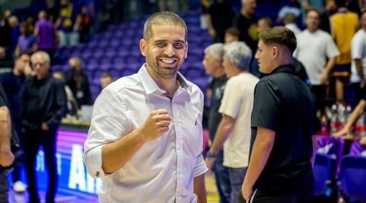 אלדד בנטוב חוגג את הניצחון