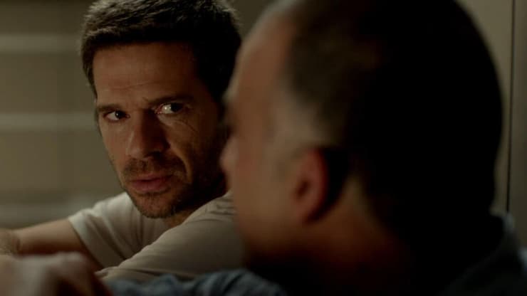 "הפרסונה שלי הפכה להיות כל כך מזוהה עם החטופים". מתוך "חטופים" (צילום מסך, באדיבות קשת) מתוך "חטופים"