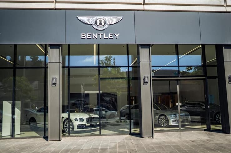 אולם תצוגה בנטלי בהרצליה