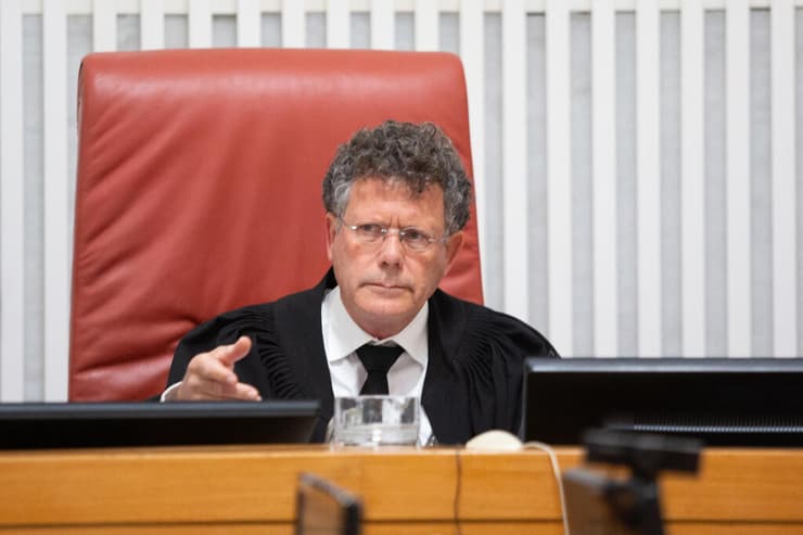 עתירה בנוגע לבקשות לביקור אסירים ביטחוניים