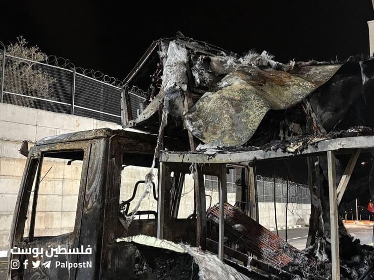 הצתה של משאיות ומכוניות בכפר בית ליד, על ידי מתנחלים