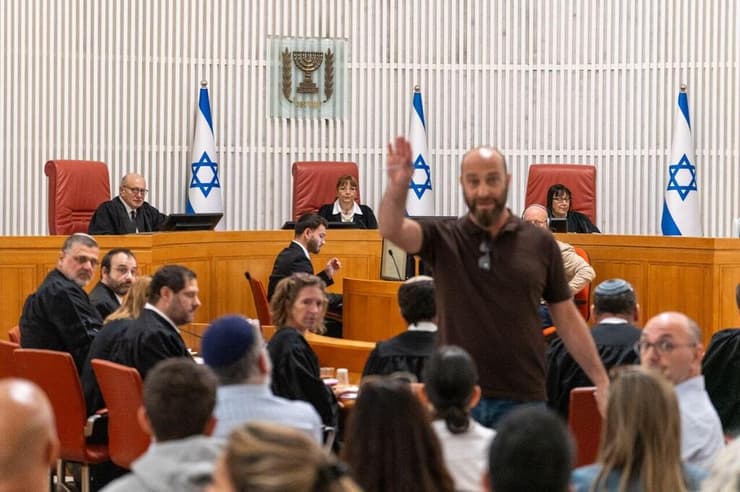 דיון על התנהלות הפצ"רית בבית המשפט העליון