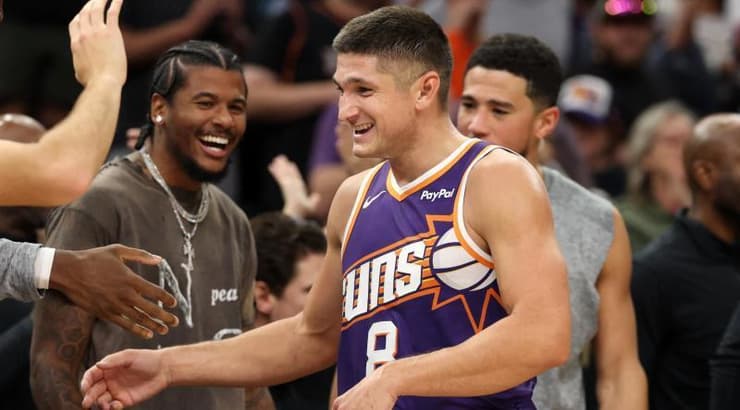 גרייסון אלן מאושר (רויטרס) גרייסון אלן מאושר