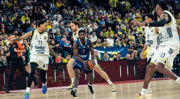 ג'ימי קלארק (Begum Unal) ג'ימי קלארק