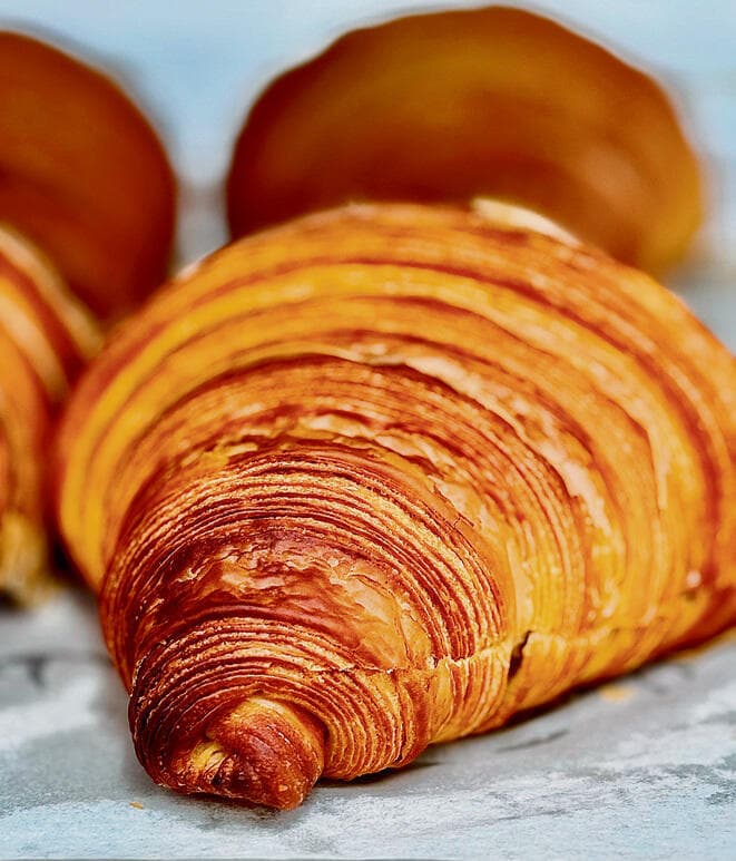 אווריריות חמאתית. קרואסון של אלה פנחסוב (צילום: רותי רוסו) yk14577120