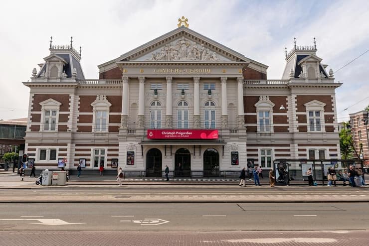 אולם הקונצרטים היוקרתי "הקונצרטחבאו" cאמסטרדם