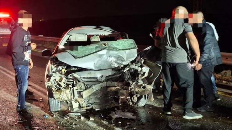 תאונת דרכים בין 2 כלי רכב פרטיים בכביש 317 בסמוך למעון