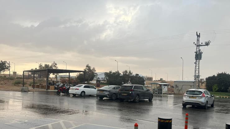 גשם החל לרדת באזור עין יהב