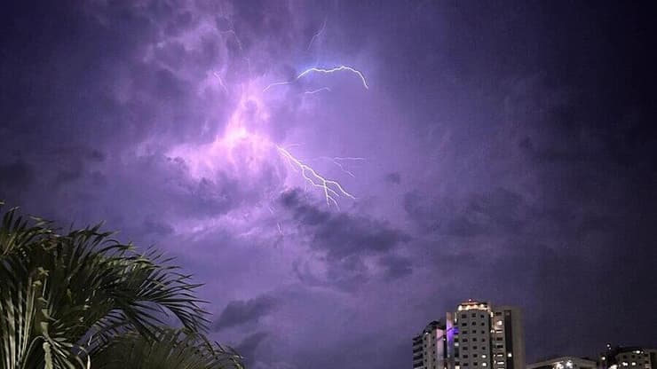 סופת ברקים בקריית מוצקין