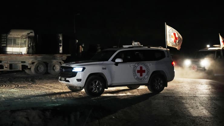 רכב הצלב האדום בעזה