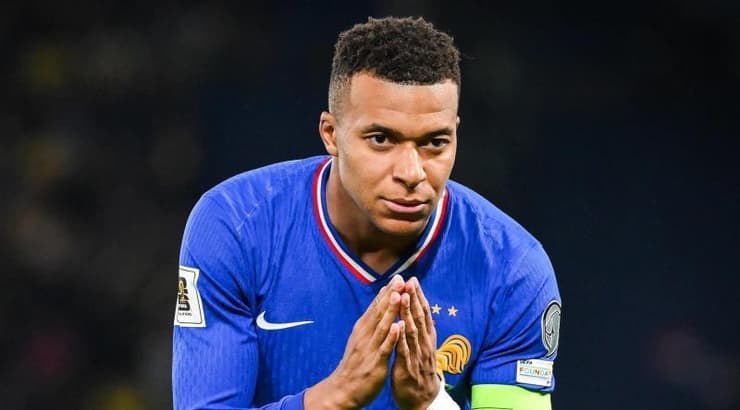 קיליאן אמבפה חוגג