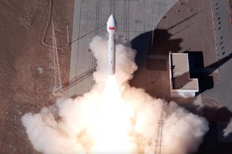 שנה שוברת שיאים, גם במגזר הפרטי וגם במגזר הציבורי בסין. שיגור לווייני תצפית בטיל Kinetica-1 השבוע ( צילום: CCTV) שנה שוברת שיאים, גם במגזר הפרטי וגם במגזר הציבורי בסין. שיגור לווייני תצפית בטיל Kinetica-1 השבוע