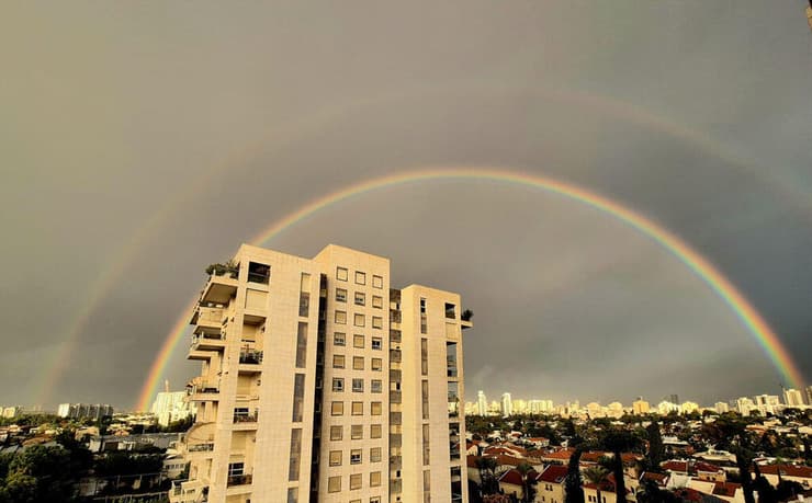 קשת בענן כפולה בקריית אונו