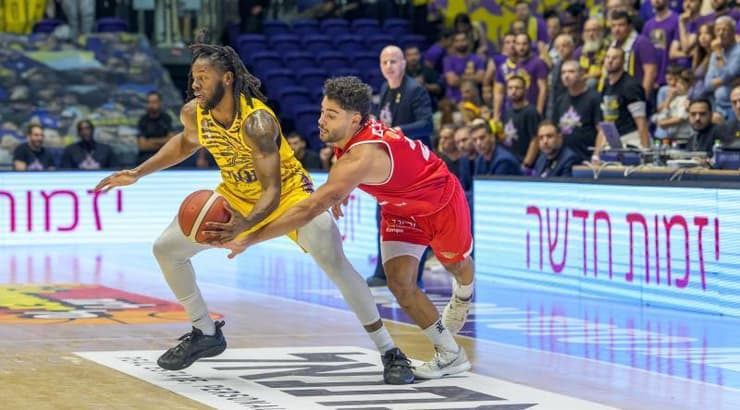 דמיון רוסר במאבק