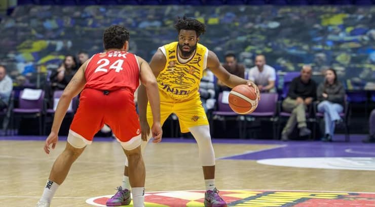 דרק וולטון ג'וניור