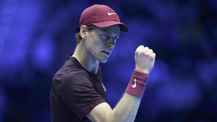 הטניסאי האיטלקי יאניק סינר