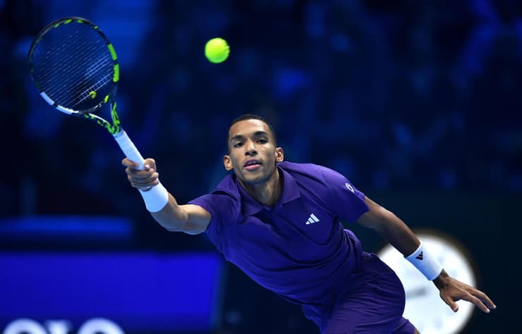 פליקס אוז'ה עליאסים נגד קרלוס אלקראס 