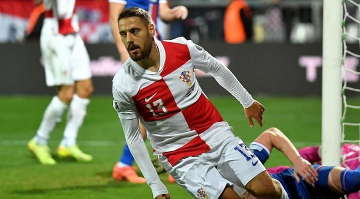 ניקולה ולאסיץ' חוגג