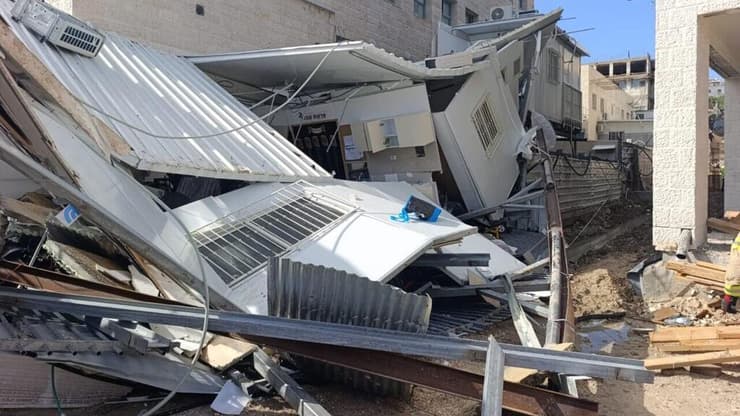 המבנה שקרס בבית שמש. הוועדה לא התכנסה (צילום: תיעוד מבצעי מד"א) קריסת מבנה בגן ילדים בבית שמש