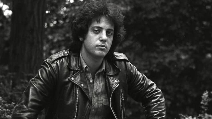 הלך אחרי בוב דילן. מתוך "בילי ג'ואל: ככה זה" (צילום: Sony Music Archives, Don Hunstein) מתוך "בילי ג'ואל: ככה זה"