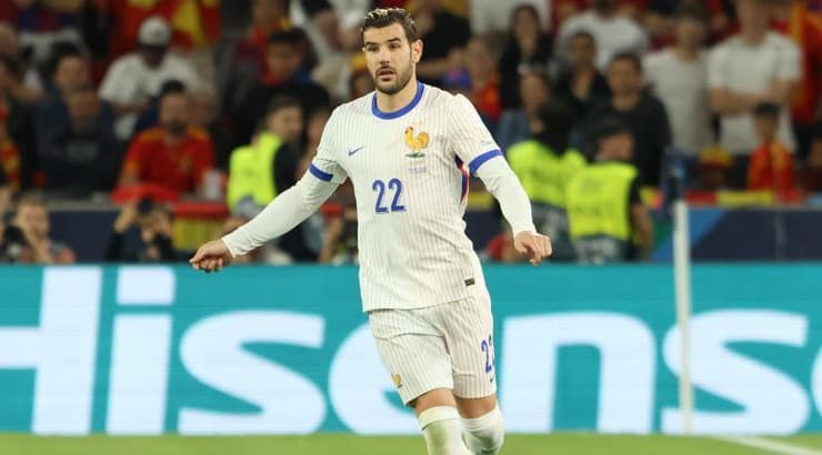 תיאו הרננדז במדי נבחרת צרפת