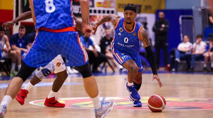 ג'ורדן פלויד