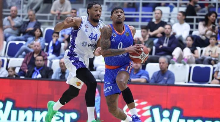 ג'ורדן פלויד