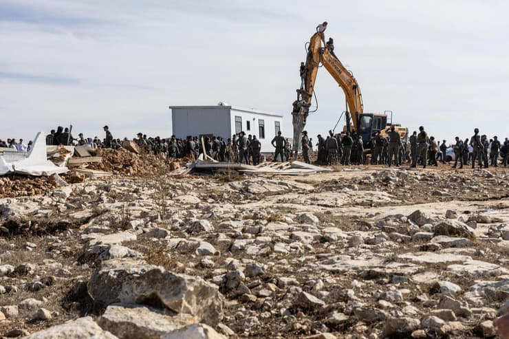 פינוי מאחז צור משגבי