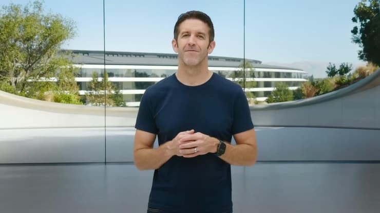 המנכ"ל הבא של אפל? הכירו את ג'ון טרנוס