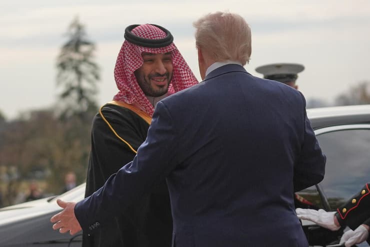 צילום: AP Photo/Evan Vucci טראמפ ובן סלמאן
