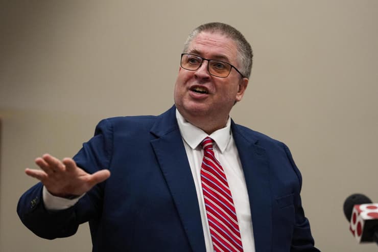 ארה"ב אינדיאנה תובע קנט איסטווד פרשת קורט אנדרסן ש ירה למוות ב מריה ריוס חוקי stand your ground