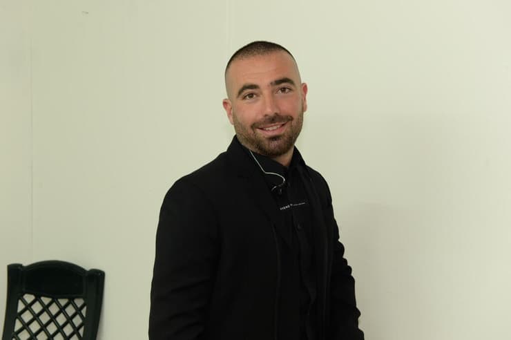 עומר אדם (צילום: קובי קואנקס) עומר אדם