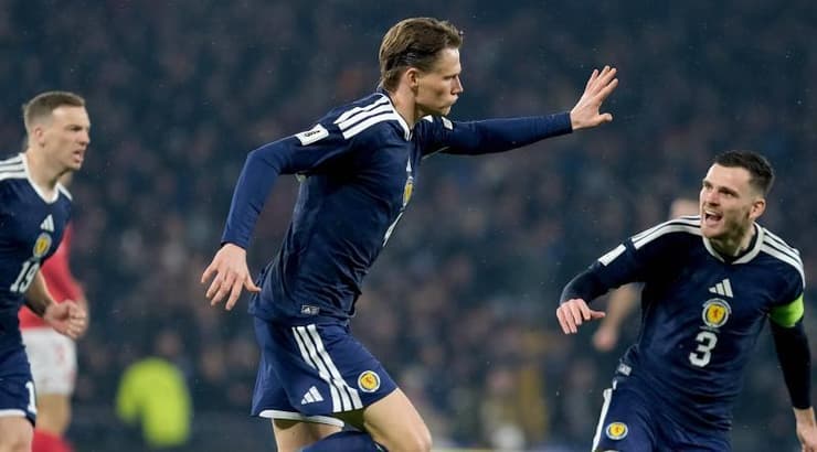 סקוט מקטומיניי בטירוף