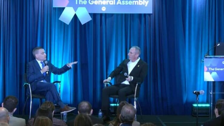 דניאל הגרי בכנס הפדרציות היהודיות (צילום: איתמר אייכנר) דניאל הגרי בכנס הפדרציות היהודיות