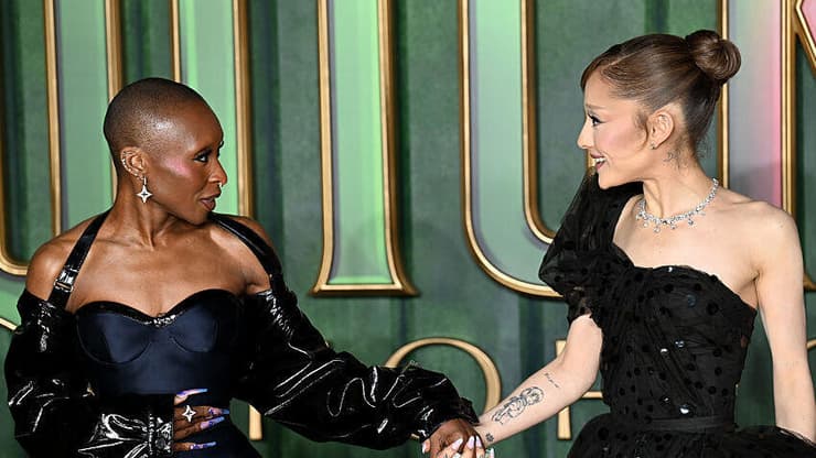 אריאנה גרנדה וסינתיה אריבו