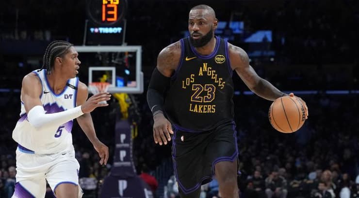 לברון ג'יימס