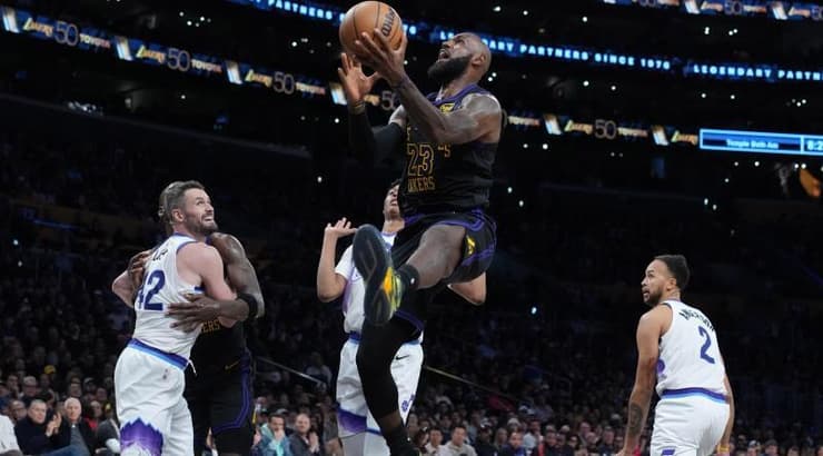 לברון ג'יימס