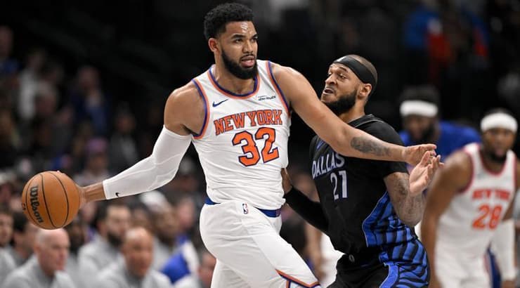 קארל אנתוני טאונס בפעולה