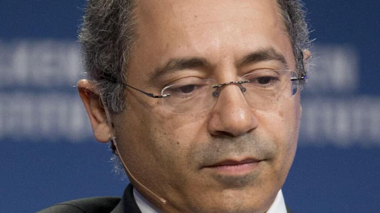 אלן הווארד מיליארדר בריטי מנהל משא ומתן לרכישת מניות בהפועל ת"א כדורסל