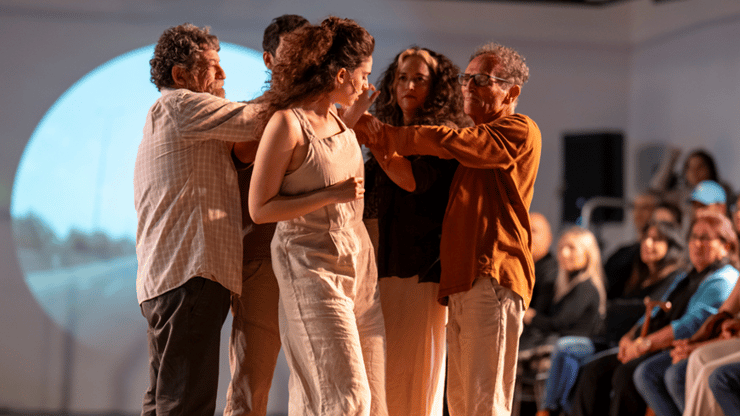 מתוך "מקום לגור בו"