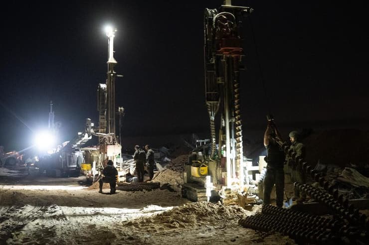 פעילות כוחות צק״ח הנח״ל ברפיח