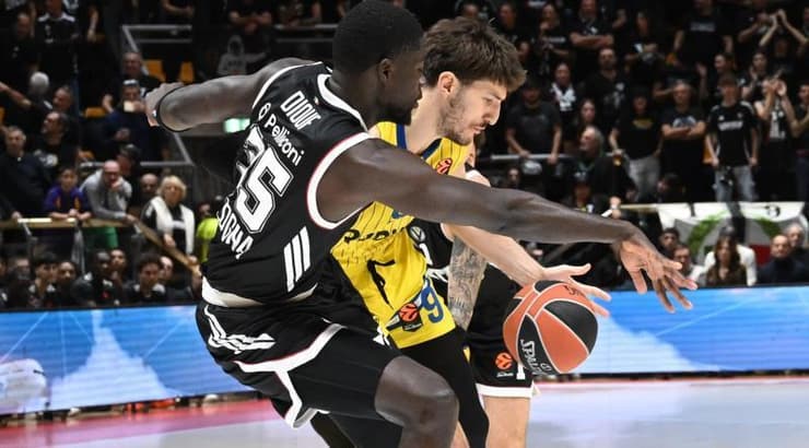 רומן סורקין בפעולה