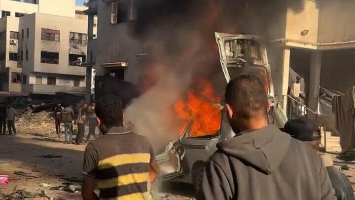 מדיניות תקיפה גם בעזה. תקיפת רכב בעיר עזה תקיפת רכב בשכונת רימאל בעיר עזה