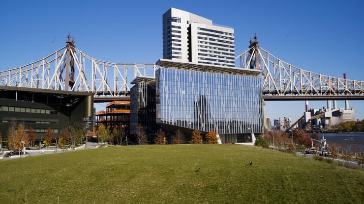 קורנל טק בניו יורק (צילום: Mark Lennihan\AP) קורנל טק בניו יורק