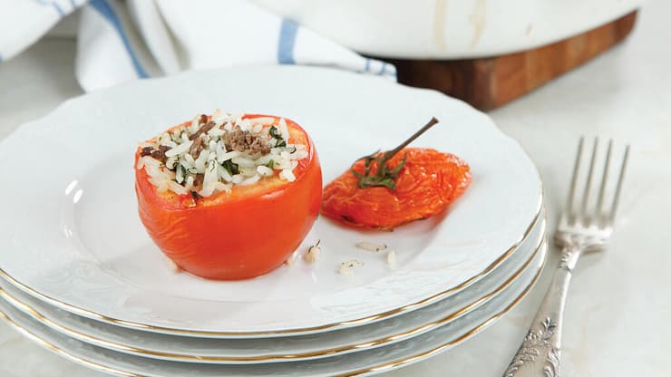 עגבניות ממולאות באורז ובשר