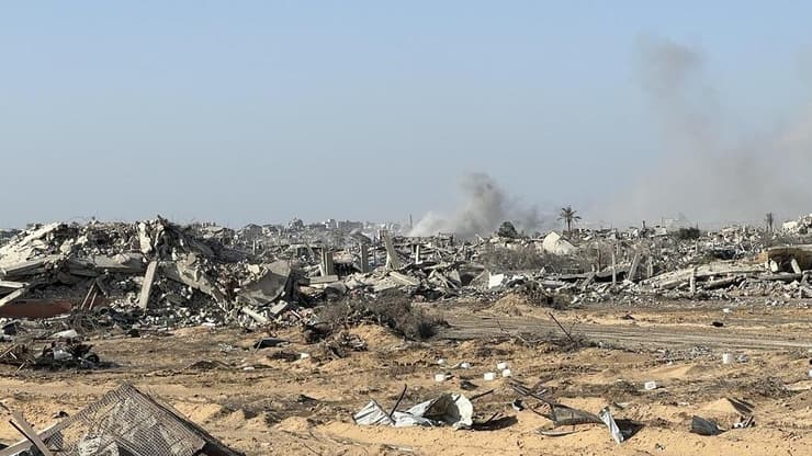 כתב וויינט רון קריסי, עם הכוחות ברפיח, רצועת עזה